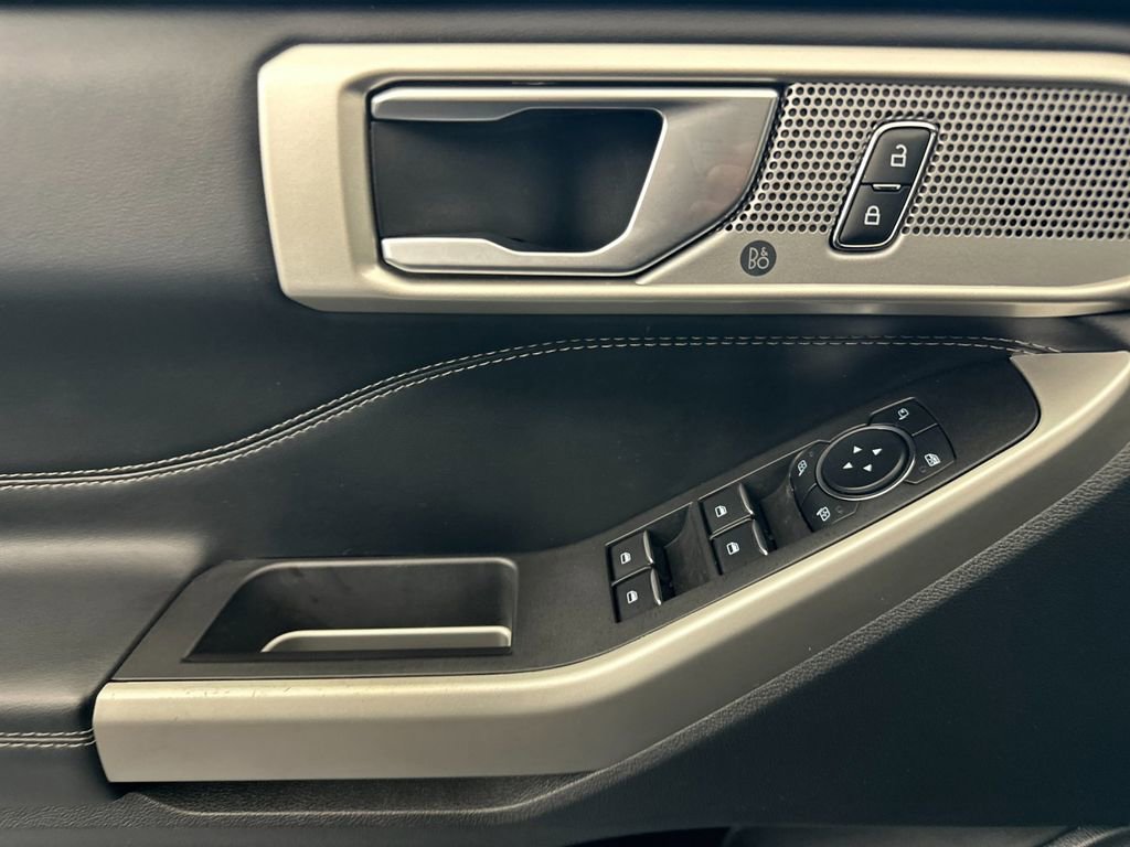 Used 2023 Ford Explorer XLT w/ Equipment Group 202A image 10