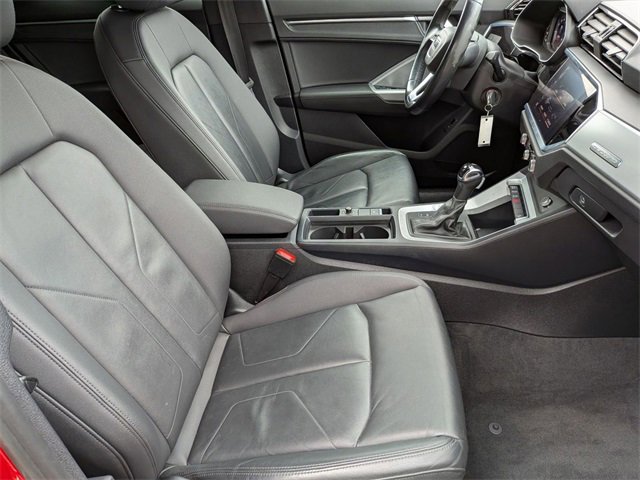 Used 2021 Audi Q3 2.0T Premium image 29