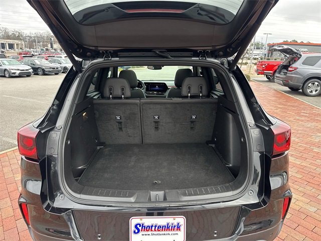 Used 2024 Chevrolet TrailBlazer RS w/ Convenience Package image 28