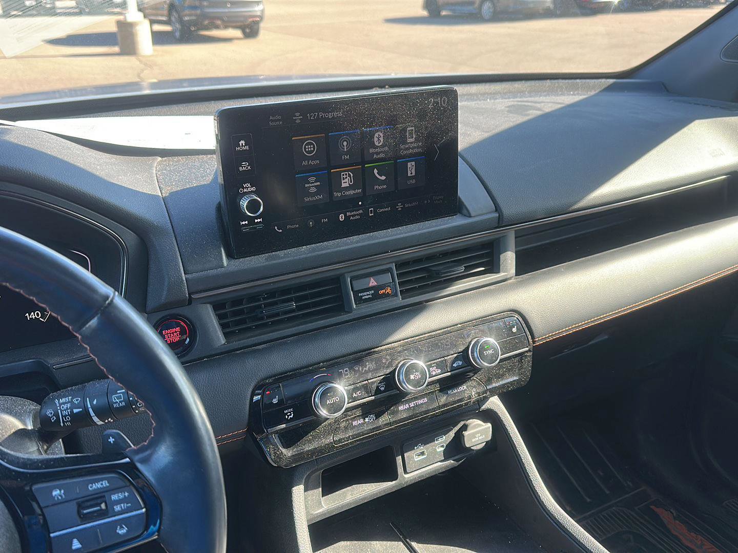 Used 2023 Honda Pilot TrailSport image 18