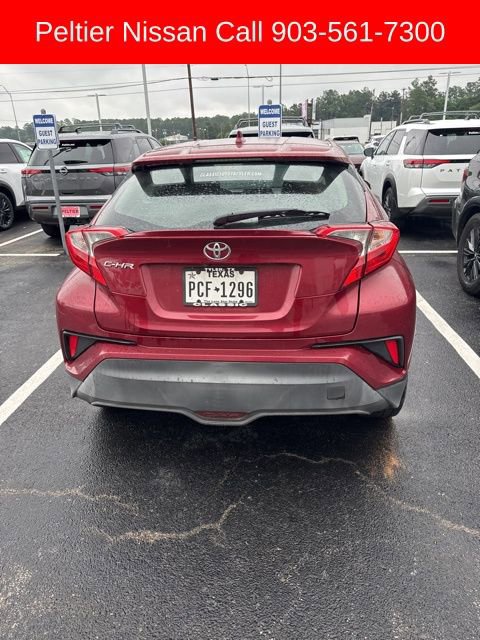 Used 2018 Toyota C-HR XLE FWD image 4
