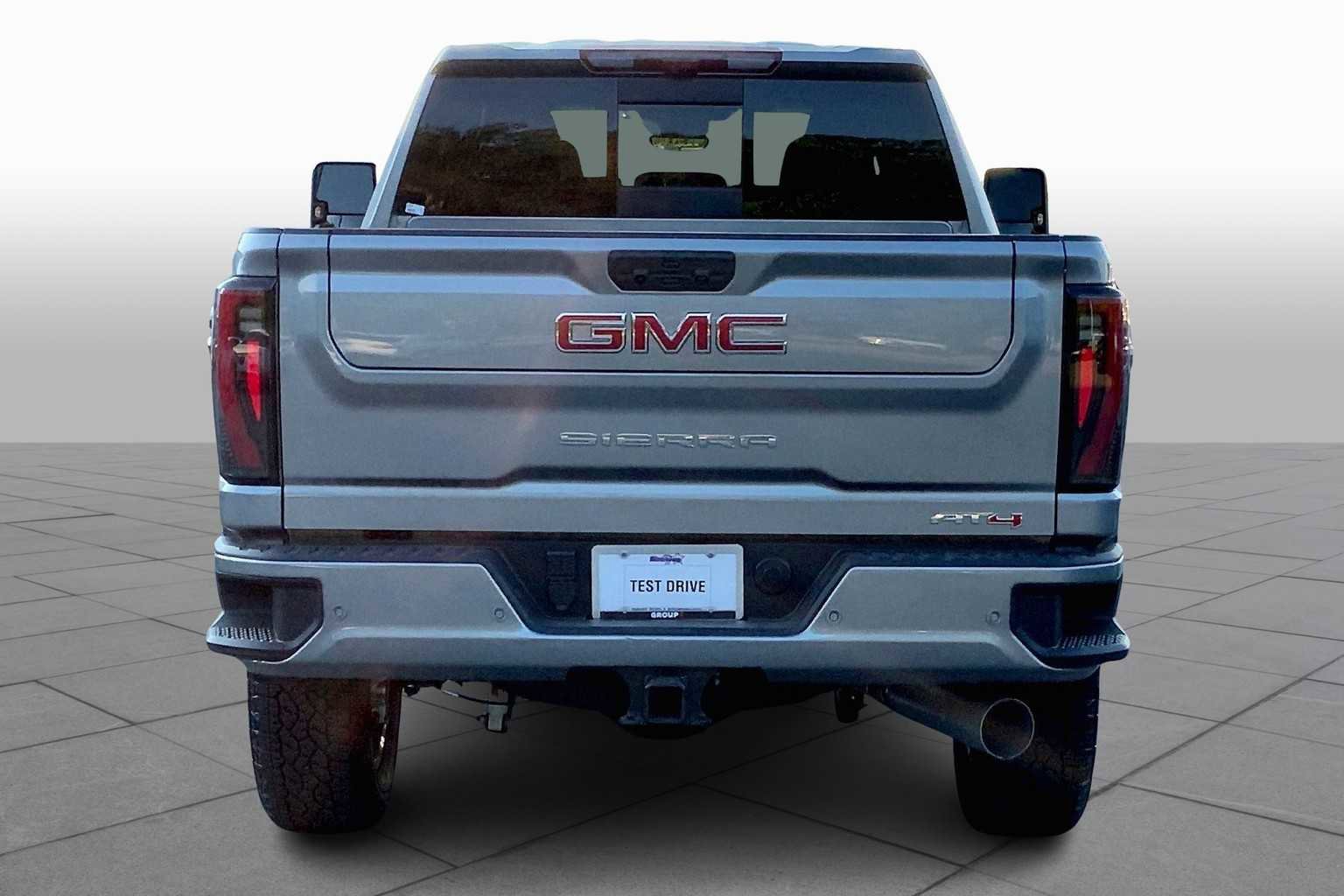 New 2026 GMC Sierra 2500 AT4 w/ AT4 Premium Plus Package image 4