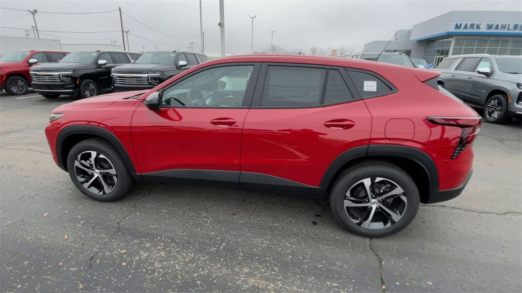 New 2026 Chevrolet Trax RS image 7