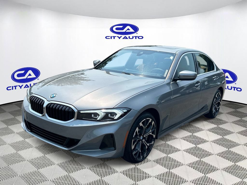 Used 2025 BMW 330i Sedan w/ Premium Package RWD image 8