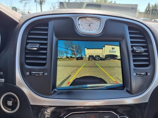 Used 2021 Chrysler 300 Touring L image 26