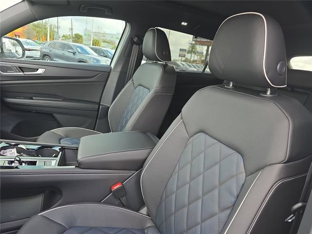 New 2026 Volkswagen Atlas Cross Sport SEL Premium R-Line AWD/4WD image 16