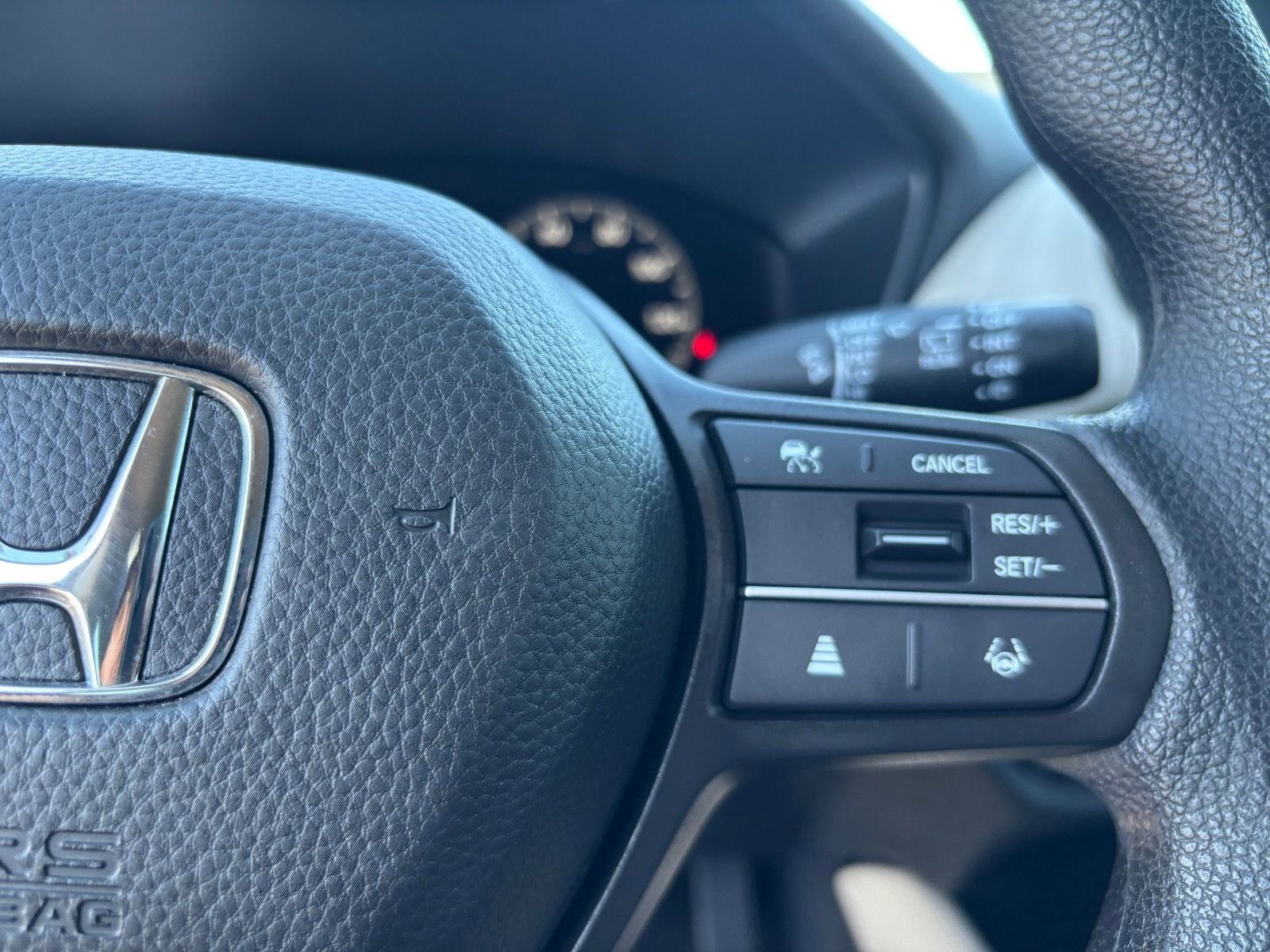 Used 2023 Honda HR-V LX image 30