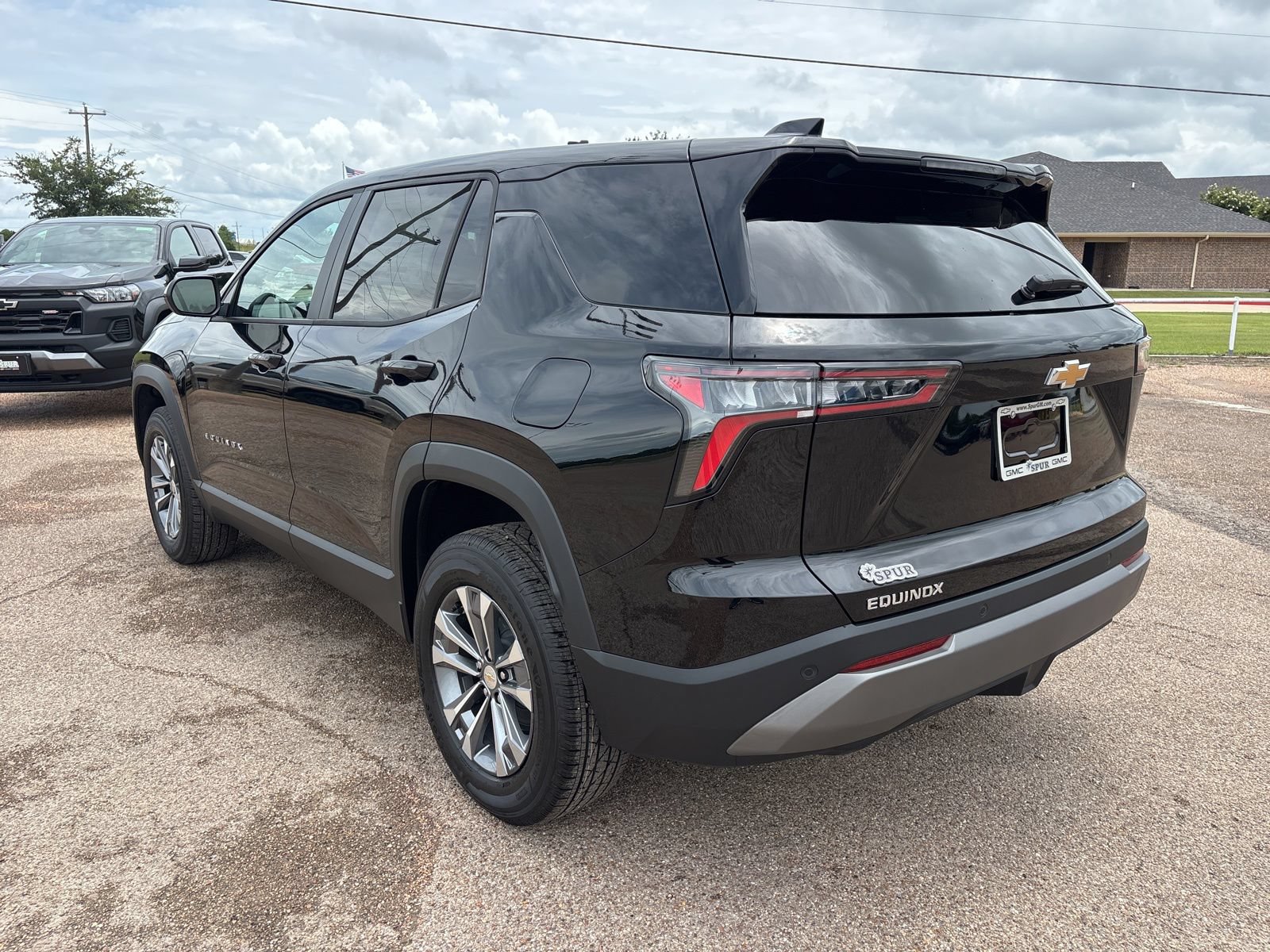 New 2026 Chevrolet Equinox LT FWD image 4