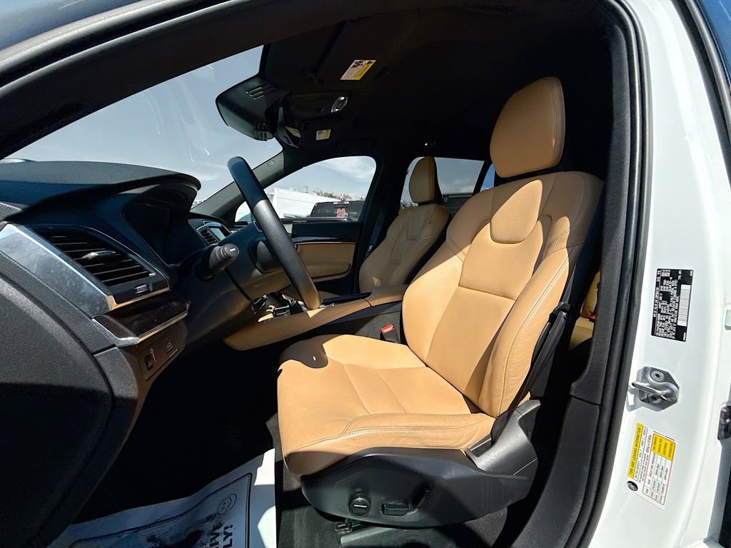 Used 2019 Volvo XC90 T6 Momentum w/ Advanced Package image 23