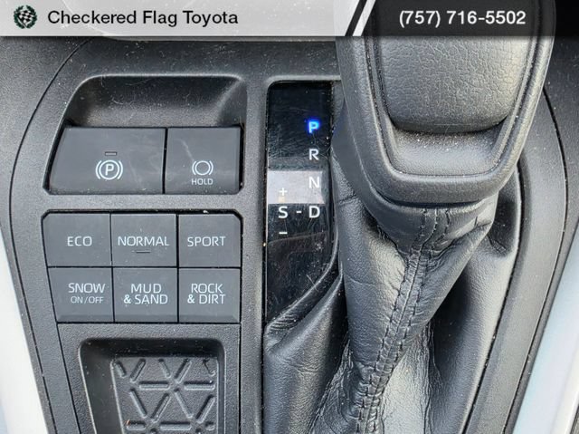 Used 2021 Toyota RAV4 XLE w/ Convenience Package AWD/4WD image 20