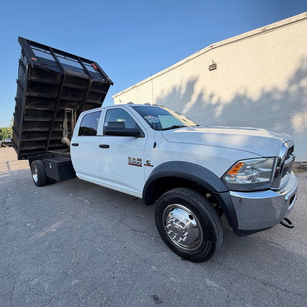 Used 2017 RAM 5500 Crew Cab Tradesman w/ Ambulance Prep Group RWD image 17