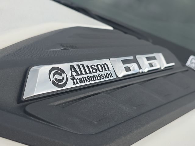 Used 2024 Chevrolet Silverado 3500 LT image 9