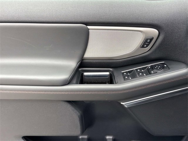 New 2025 Ford Expedition Active image 20