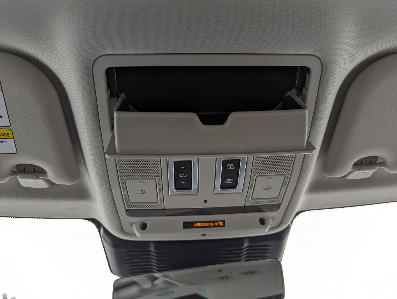 Used 2022 Land Rover Range Rover Evoque R-Dynamic S image 31