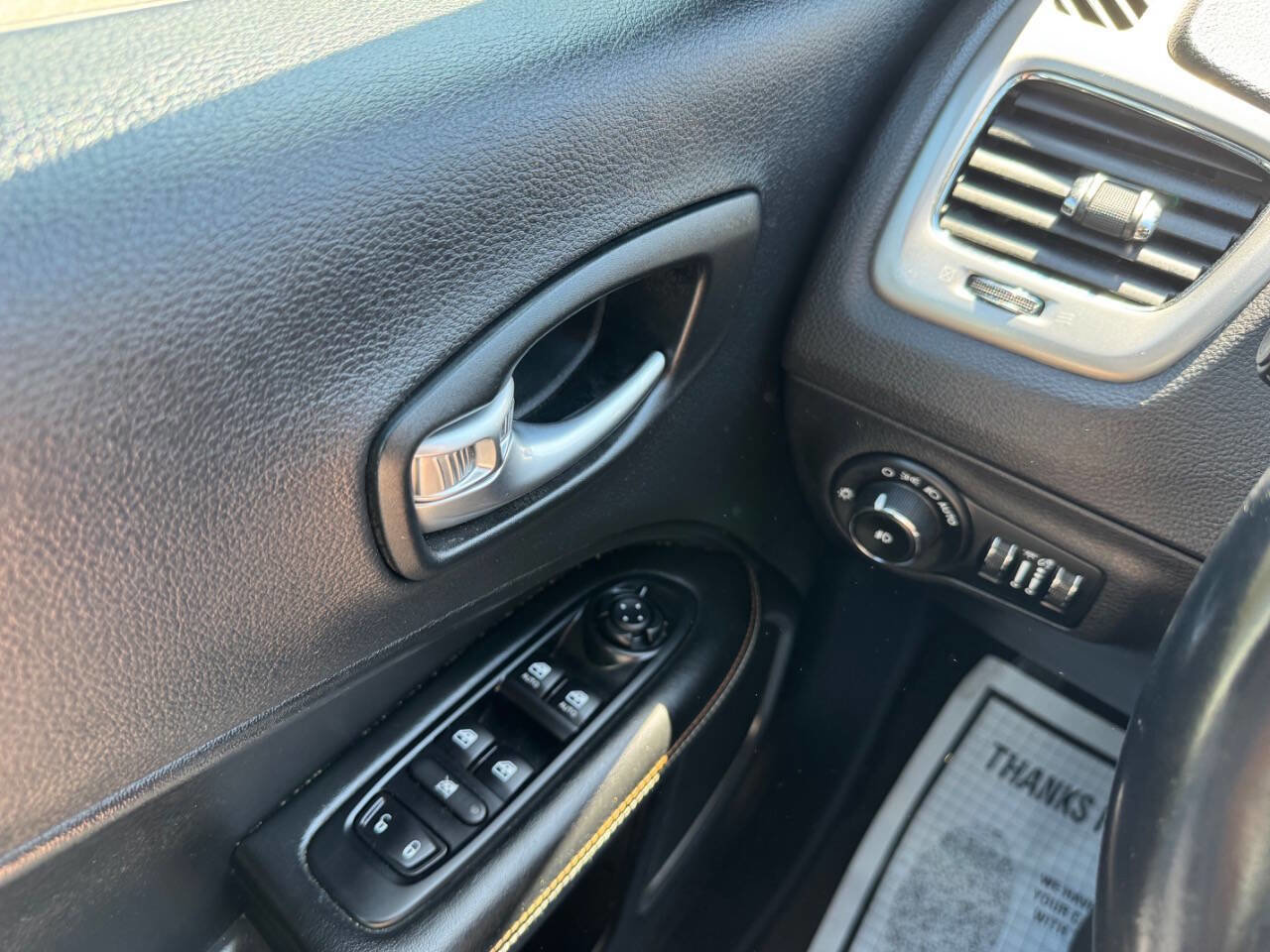 Used 2019 Jeep Compass Latitude image 52