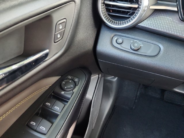 New 2026 Chevrolet Trax ACTIV w/ Driver Confidence Package FWD image 22