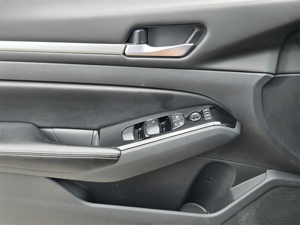 Used 2023 Nissan Altima 2.5 SV image 26