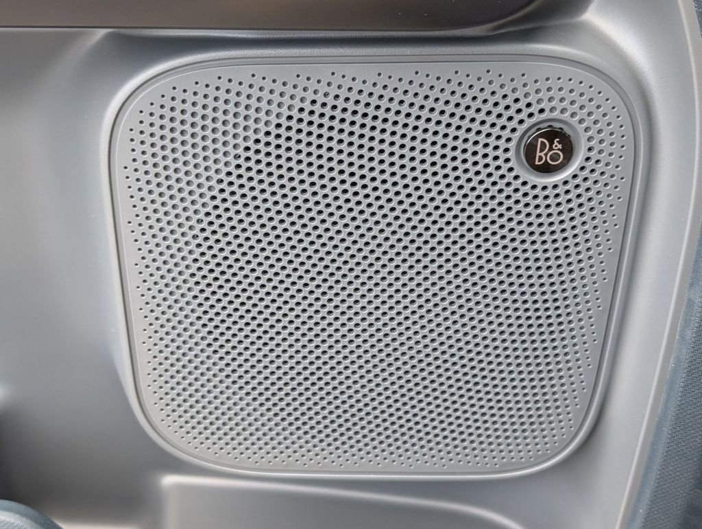 New 2026 Ford Maverick Lariat w/ Black Appearance Package image 26