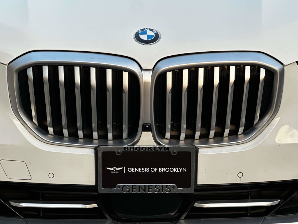 Used 2024 BMW X5 xDrive40i AWD/4WD image 9