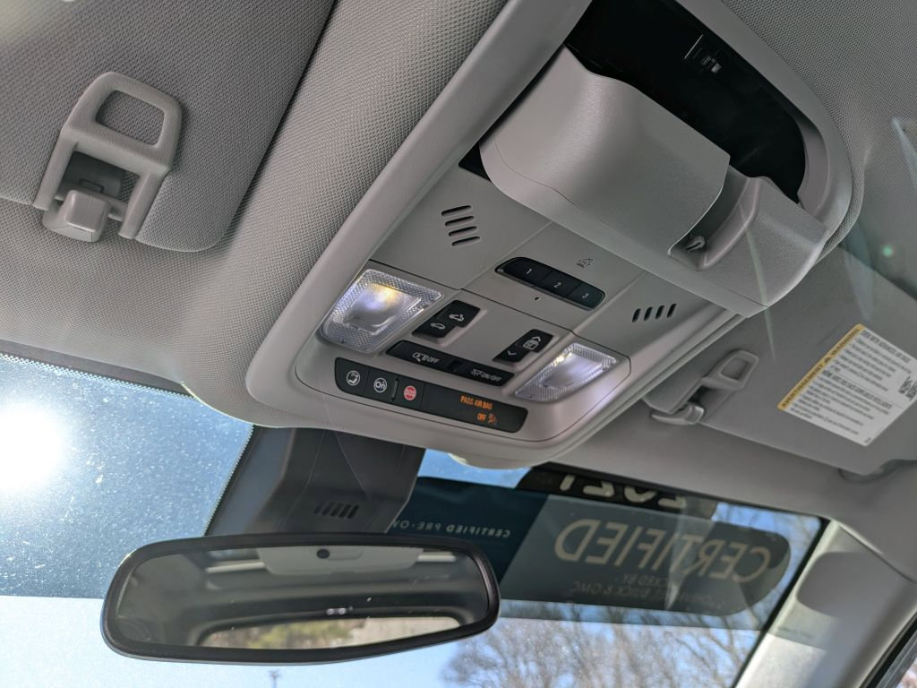 Certified 2021 GMC Terrain SLT w/ Infotainment Package II image 24