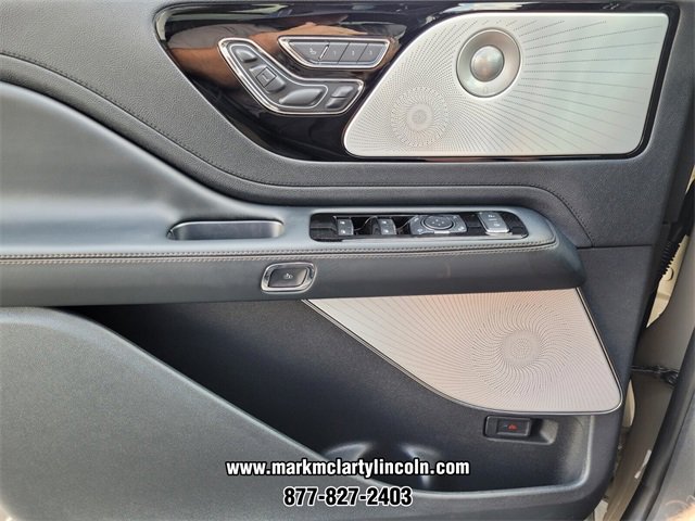 New 2025 Lincoln Aviator Reserve w/ Luxury Package image 21