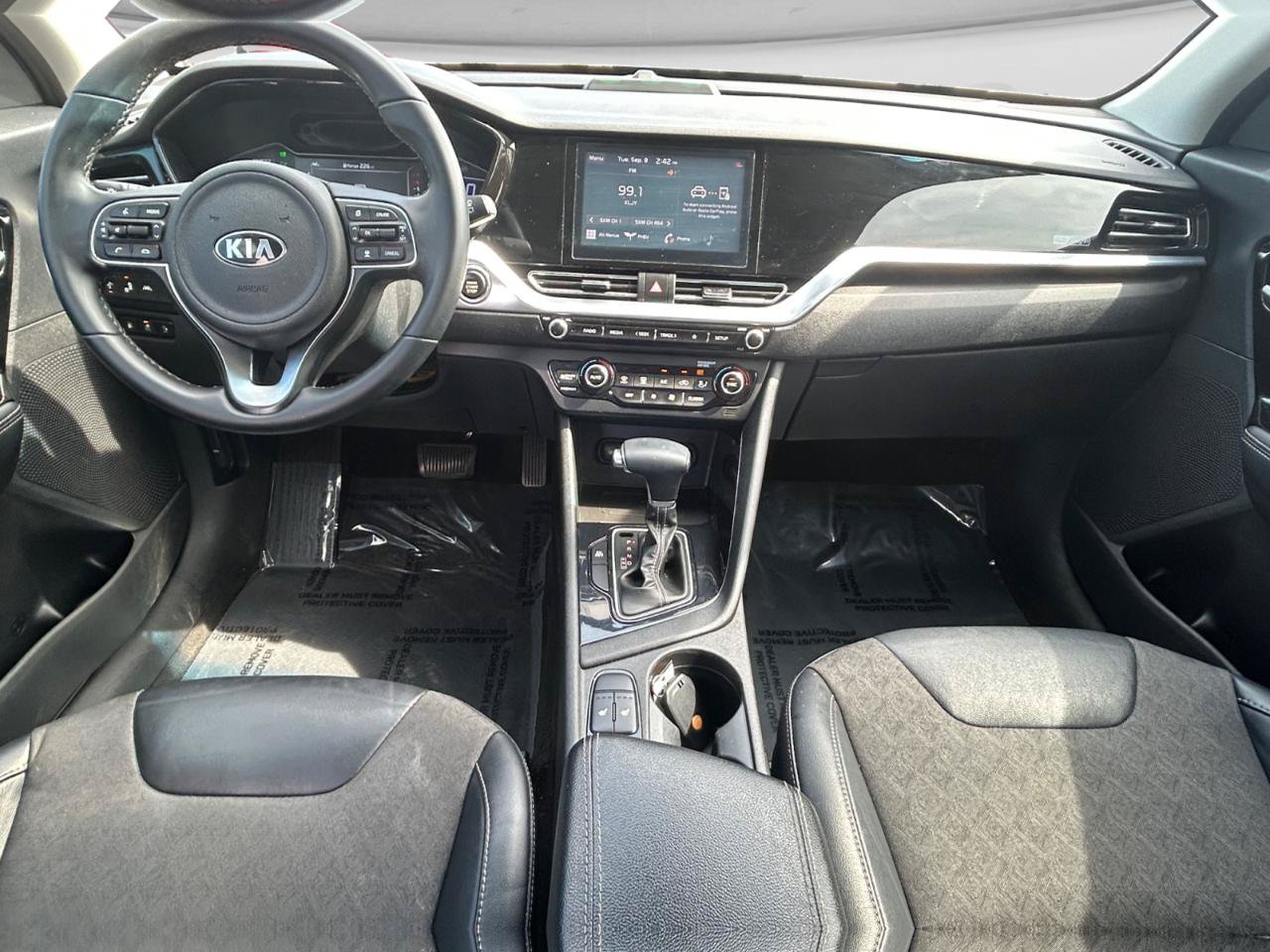 Used 2021 Kia Niro EX FWD image 11