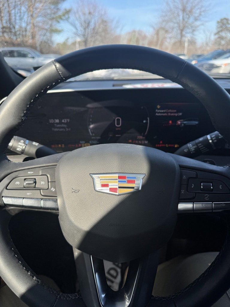 Certified 2025 Cadillac XT4 Premium Luxury image 13