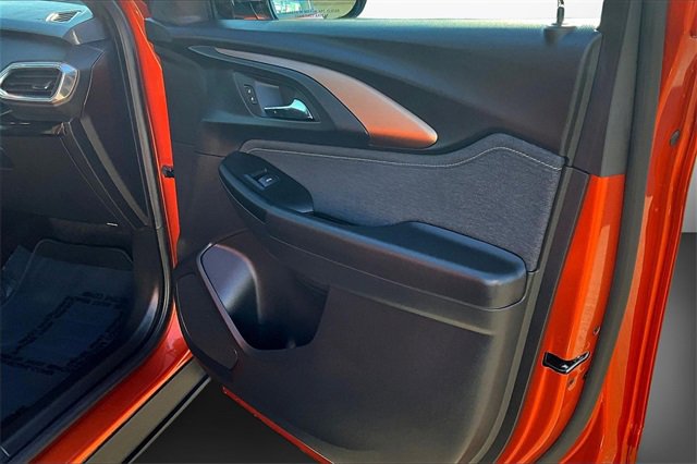 Used 2023 Chevrolet TrailBlazer ACTIV w/ Sun and Liftgate Package image 18