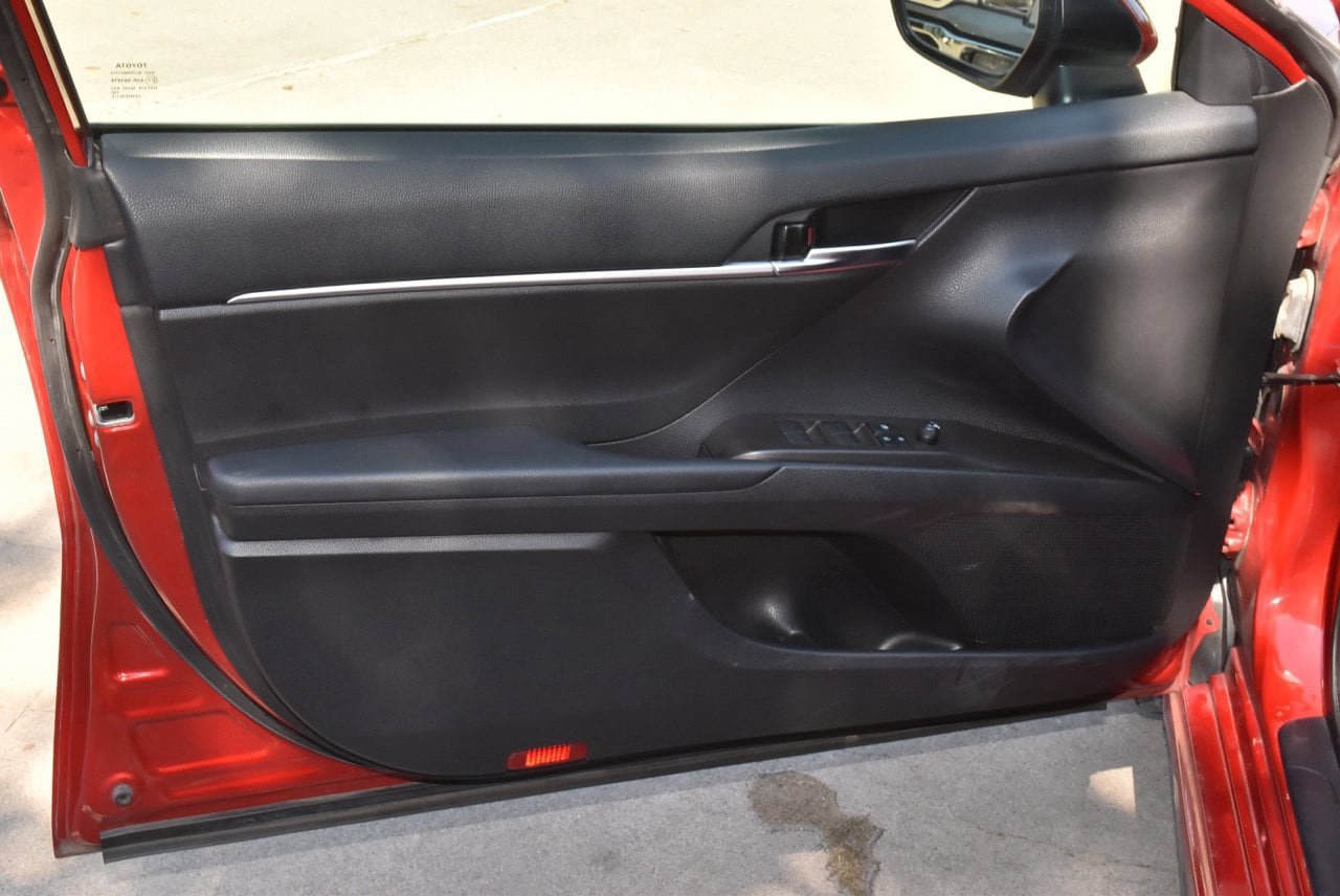 Used 2022 Toyota Camry SE w/ Convenience Package FWD image 33