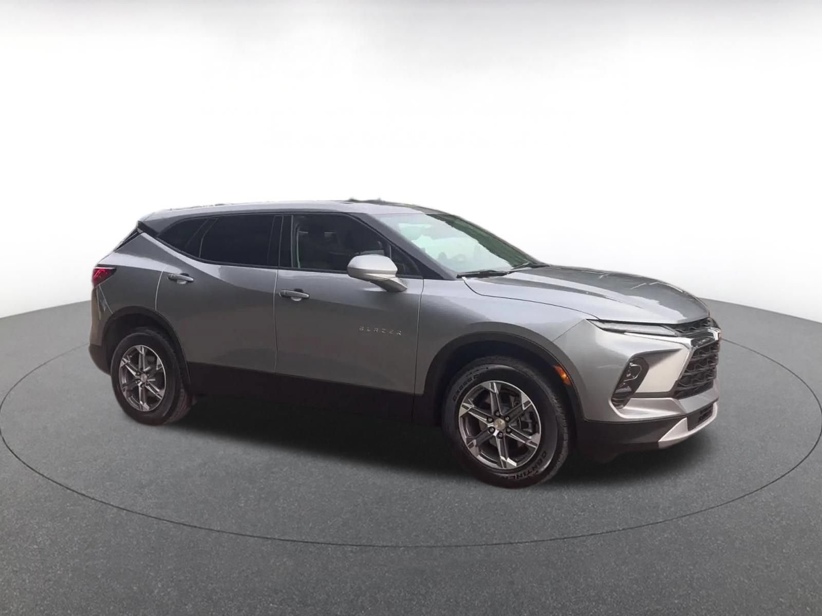 Used 2026 Chevrolet Blazer LT FWD video 2
