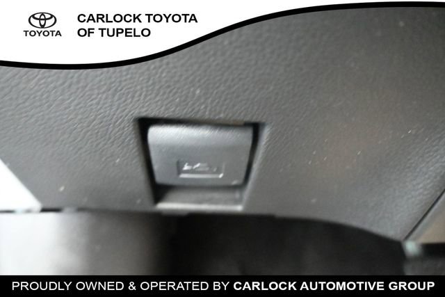 Used 2025 Toyota Corolla LE FWD image 21