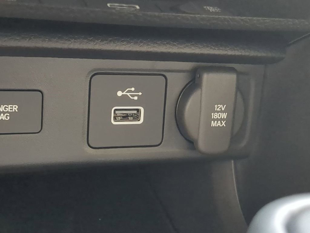 New 2025 Acura Integra Base image 23