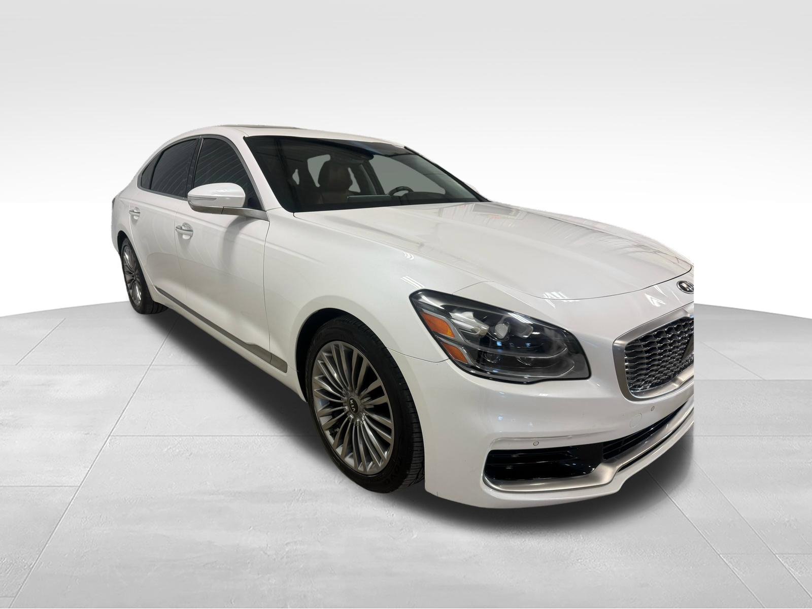 Used 2020 Kia K900 Luxury AWD/4WD image 12