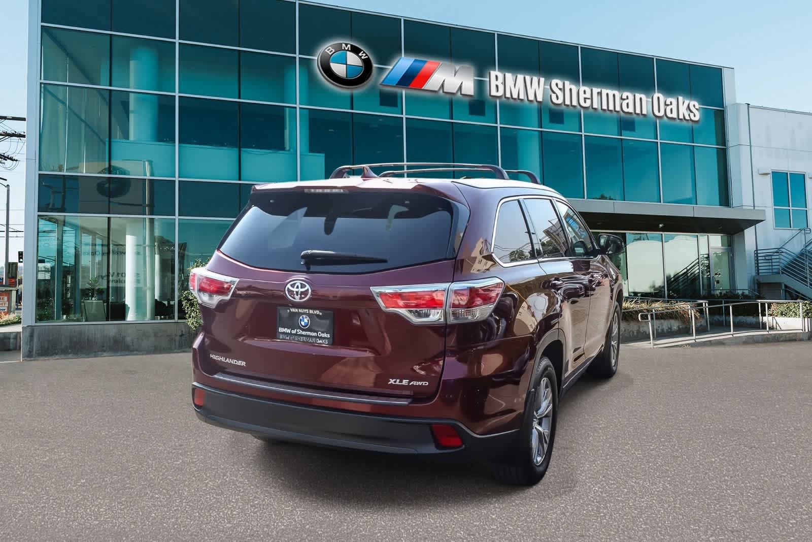 Used 2015 Toyota Highlander XLE AWD/4WD image 6