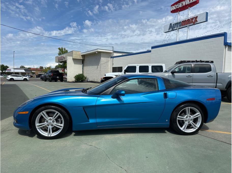 Used 2008 Chevrolet Corvette Coupe w/ Preferred Equipment Group RWD image 10