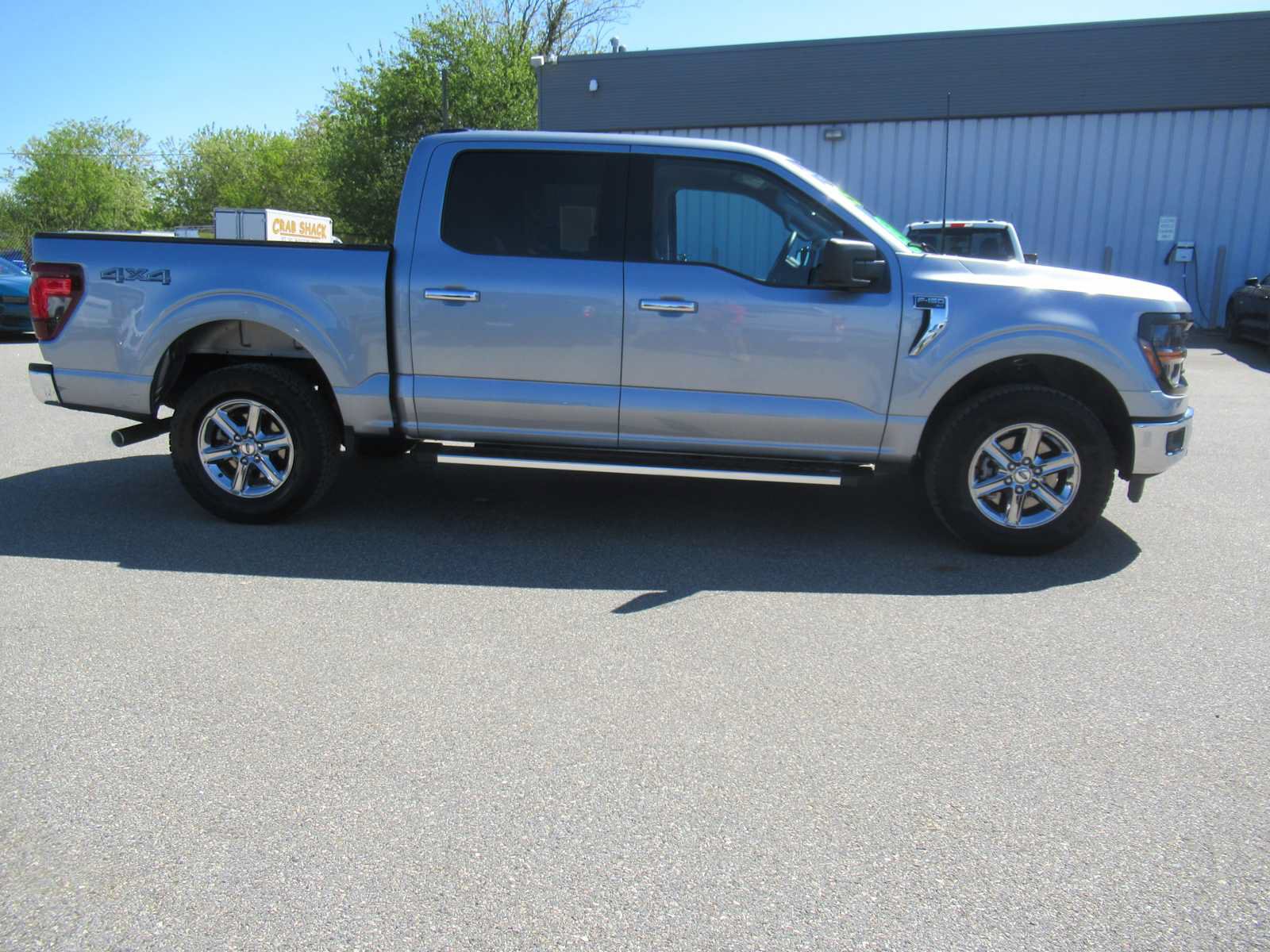 Used 2025 Ford F150 XLT w/ Equipment Group 301A Standard AWD/4WD image 5