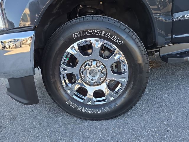 Used 2021 Ford F250 Lariat w/ Chrome Package image 29