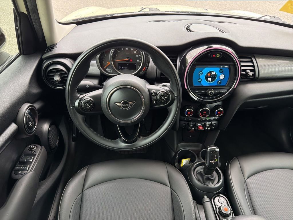 Used 2020 MINI Cooper 4-Door Hardtop FWD image 25