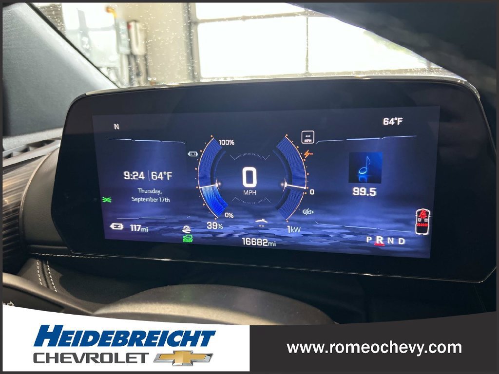Used 2024 Chevrolet Blazer EV LT AWD/4WD image 21