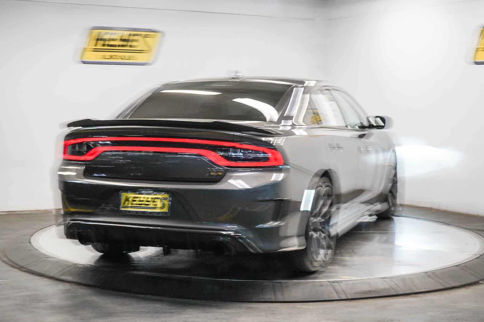 Used 2023 Dodge Charger Scat Pack w/ Harman/Kardon Audio Group RWD image 4