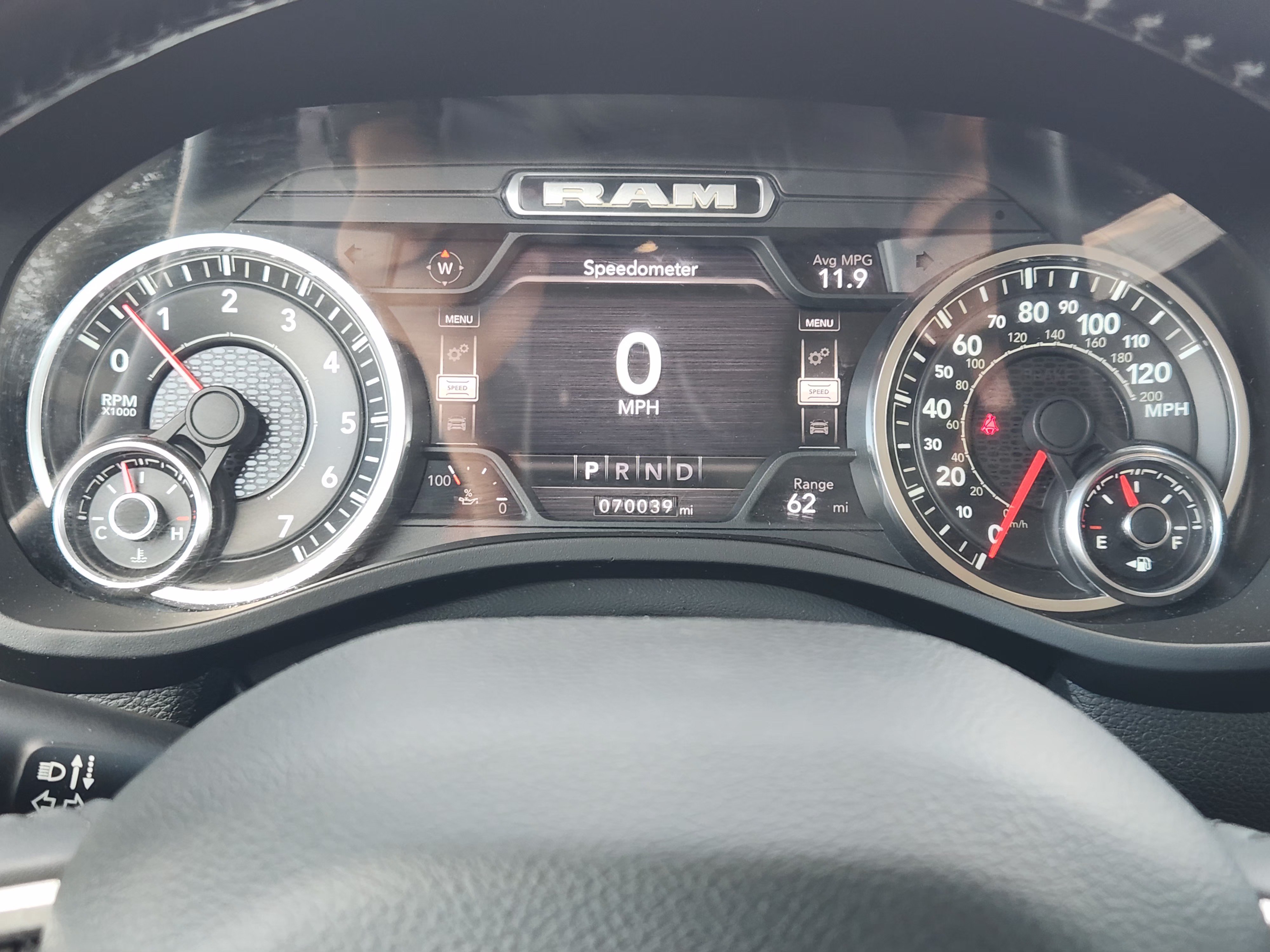 Used 2022 RAM 1500 Laramie AWD/4WD image 17