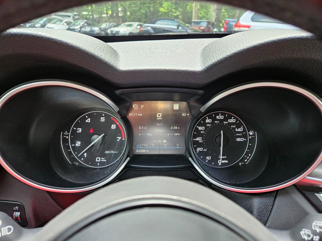 Used 2022 Alfa Romeo Stelvio Ti w/ Active Assist Plus Package image 18