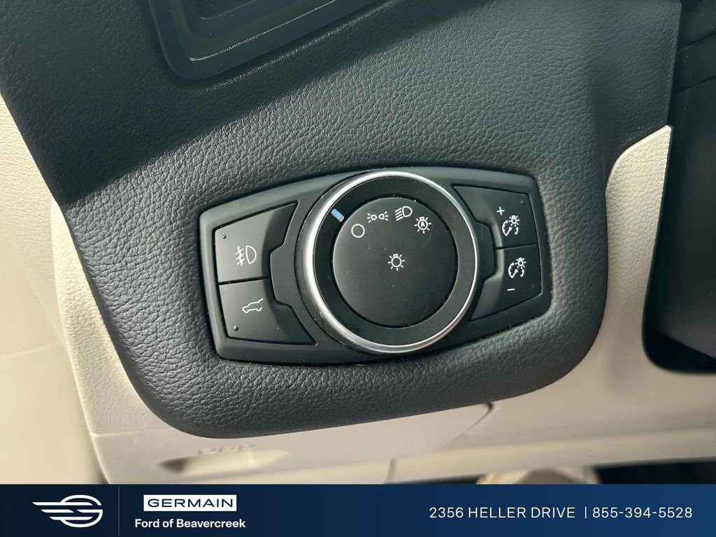 Used 2017 Ford Escape SE w/ SE Cold Weather Package image 15