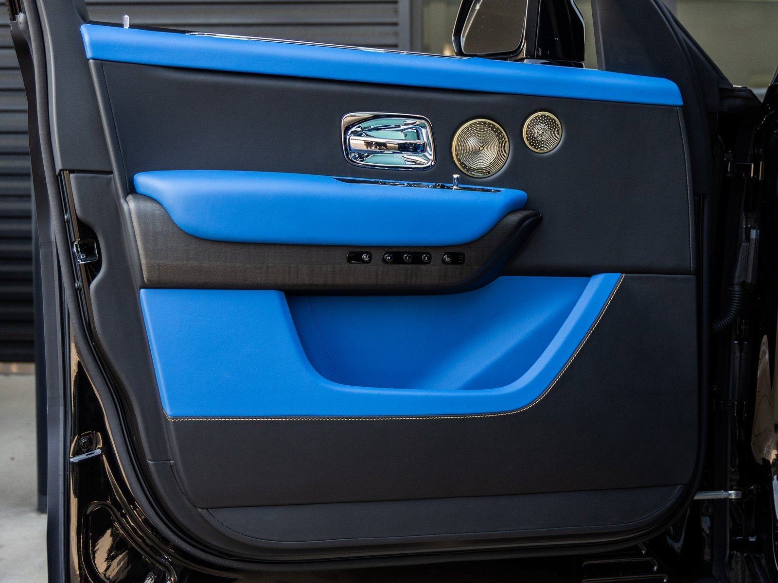 New 2026 Rolls-Royce Cullinan image 23