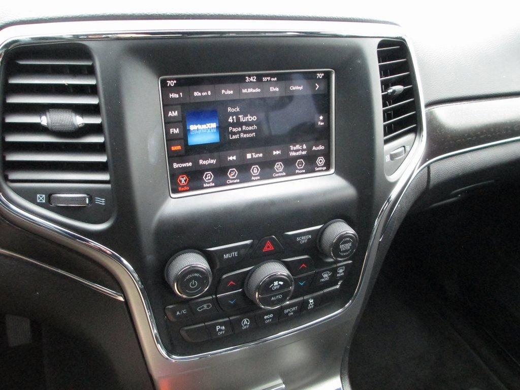 Used 2018 Jeep Grand Cherokee Limited image 22