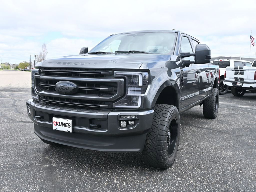 Used 2020 Ford F350 Platinum image 3