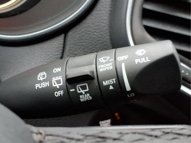 Used 2022 Jeep Cherokee Limited image 27