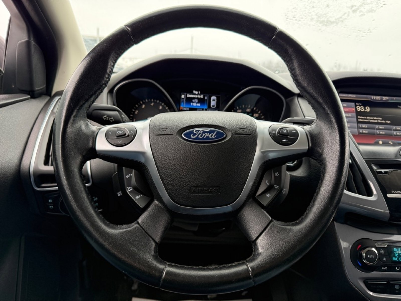 Used 2013 Ford Focus Titanium image 20