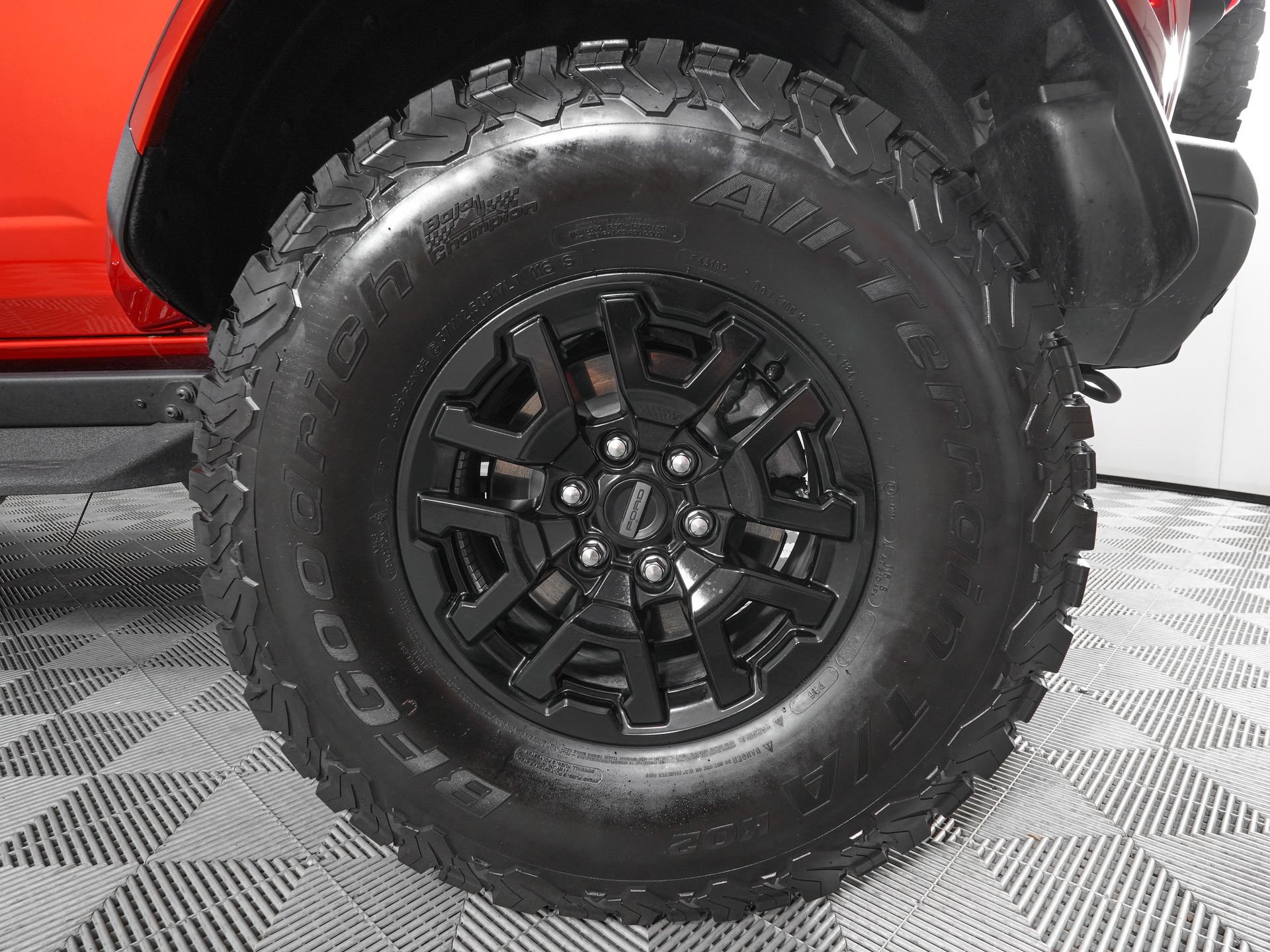 Used 2024 Ford Bronco Raptor w/ Interior Carbon Fiber Pack 6 AWD/4WD image 29