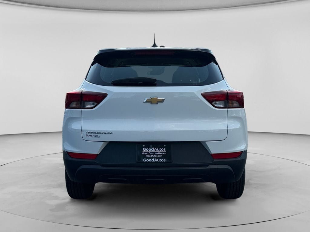 Used 2021 Chevrolet TrailBlazer L FWD image 6